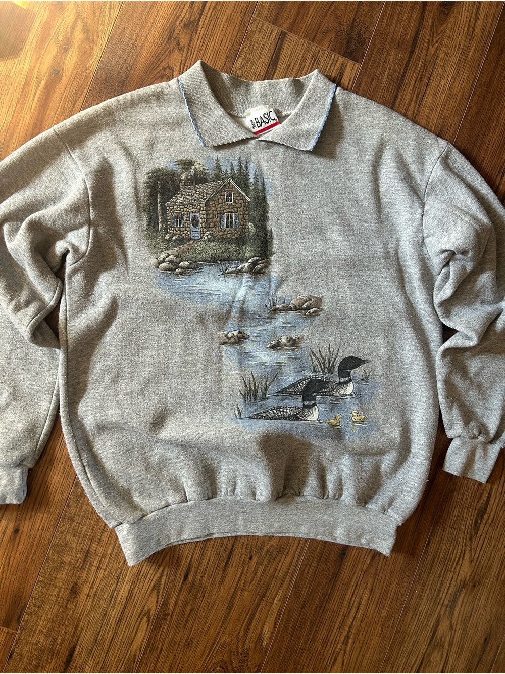 Vintage Loon Nature Outdoors Cabin Stream Collared Crewneck Pullover Sweatshirt